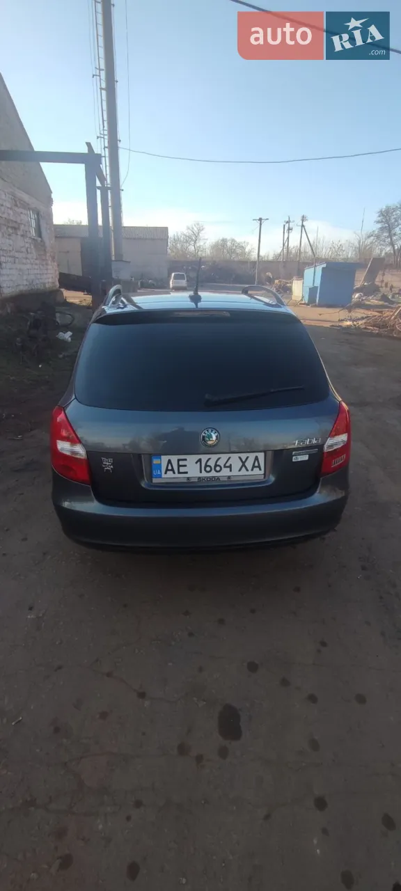 2012 Skoda Fabia - мініатюра 12