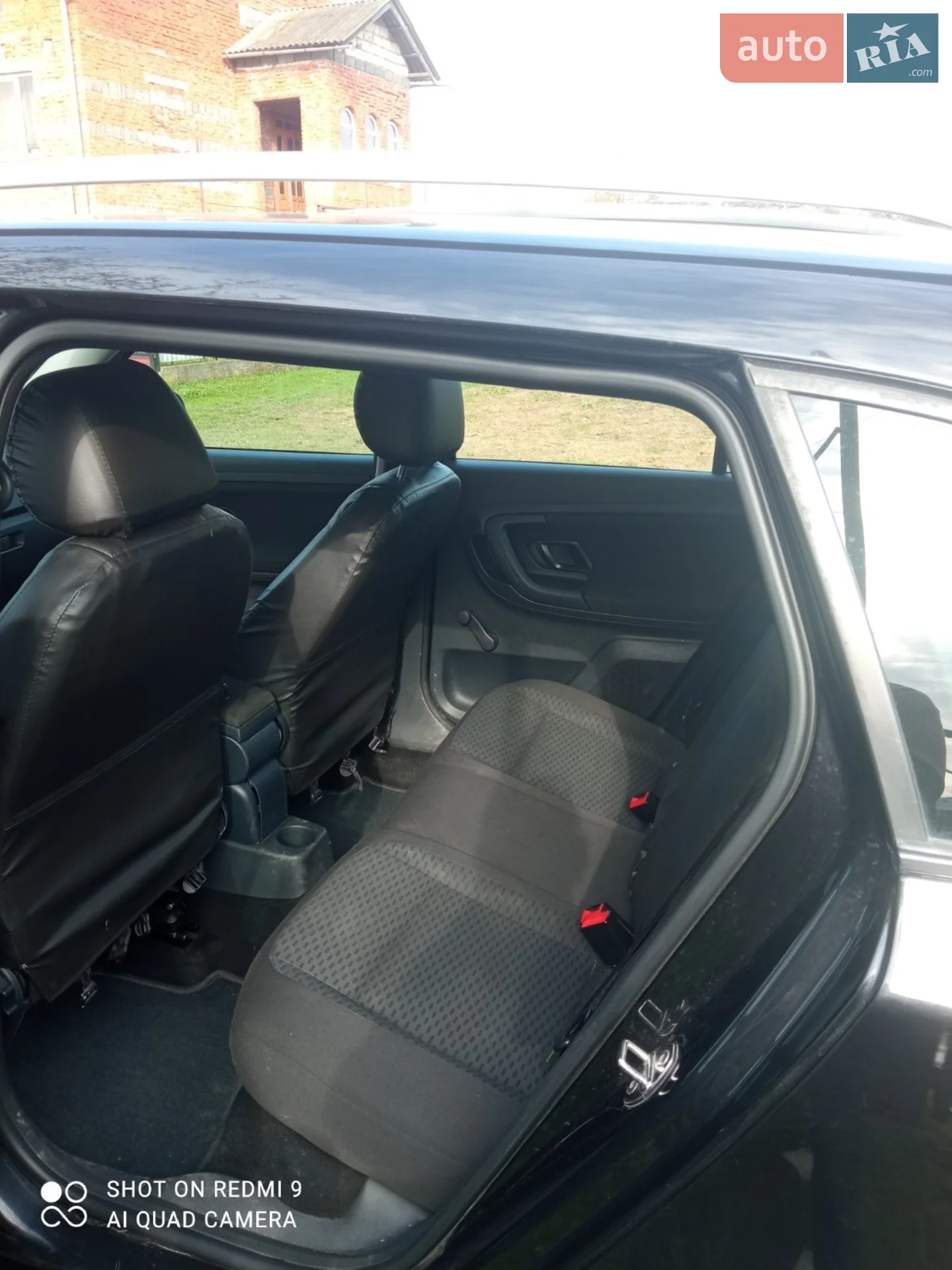 2011 Skoda Fabia - мініатюра 15