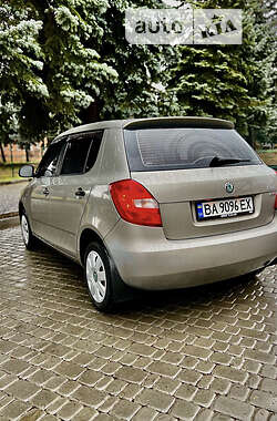 Хэтчбек Skoda Fabia 2012 в Кропивницком