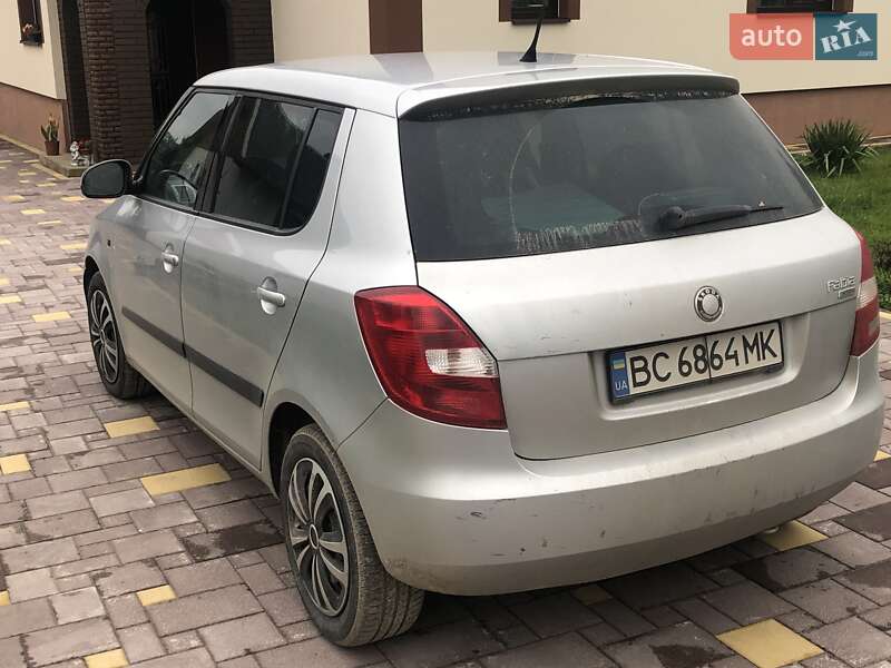 Хэтчбек Skoda Fabia 2009 в Яворове фото 2 Хэтчбек Skoda Fabia 2009 в Яворове