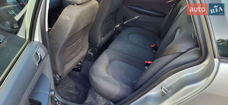 Універсал Skoda Fabia 2005 в Сумах