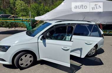 Універсал Skoda Fabia 2015 в 