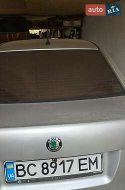 Седан Skoda Fabia 2006 в 