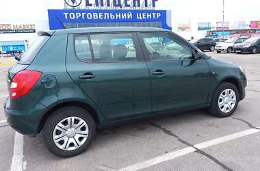 Хэтчбек Skoda Fabia 2013 в 