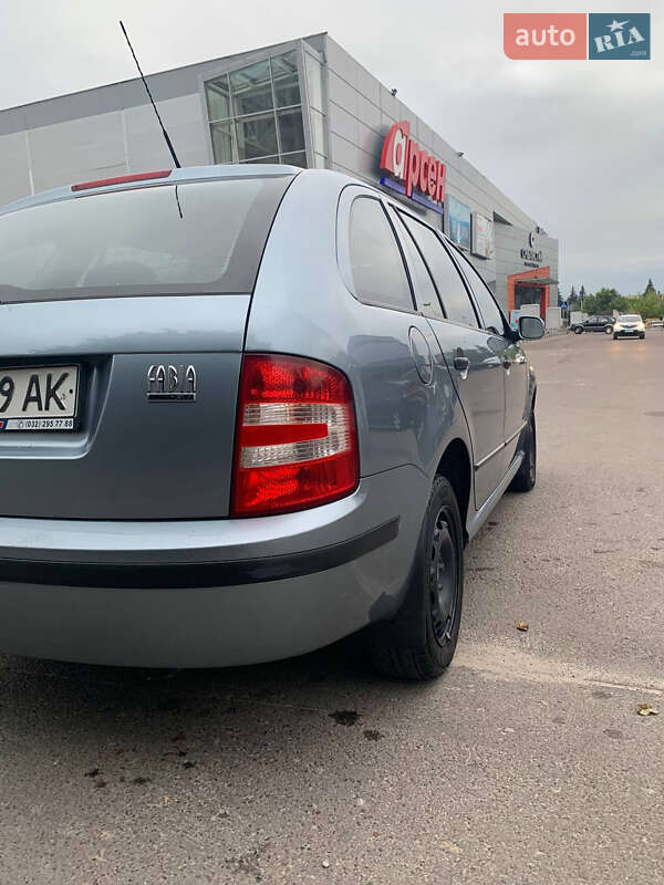 Універсал Skoda Fabia 2006 в Львові