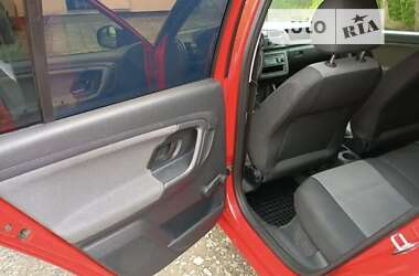 Хетчбек Skoda Fabia 2012 в 