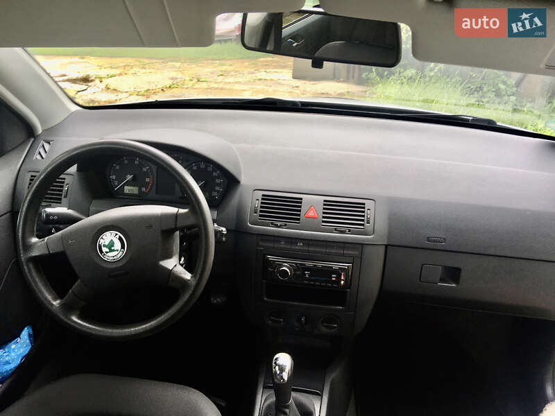 Универсал Skoda Fabia 2003 в Сумах