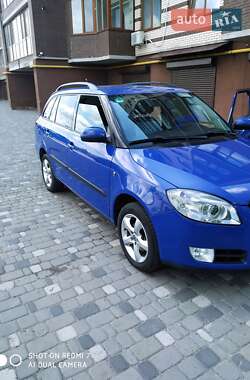 Skoda Fabia 2009 Skoda Fabia 2009