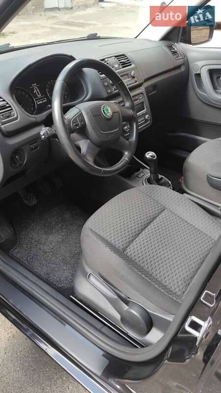 Універсал Skoda Fabia 2011 в Києві