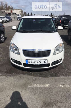 Універсал Skoda Fabia 2009 в Києві