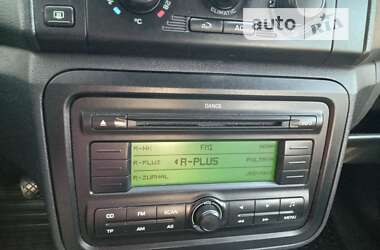 Хэтчбек Skoda Fabia 2010 в 
