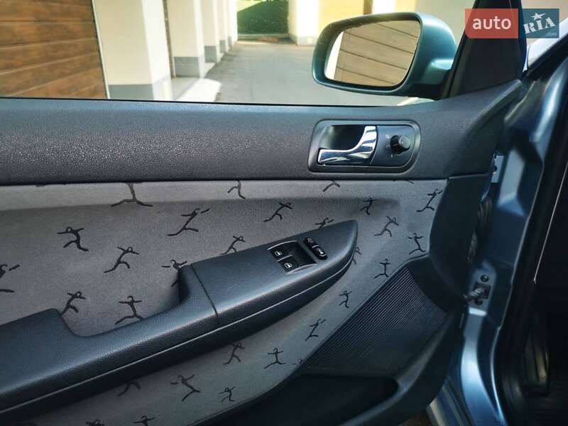 Универсал Skoda Fabia 2003 в Виннице