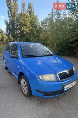 Хэтчбек Skoda Fabia 2002 в 