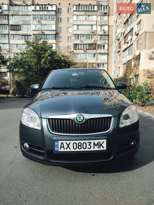 Хетчбек Skoda Fabia 2009 в Харкові