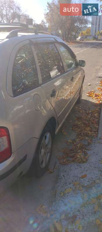 Универсал Skoda Fabia 2004 в Николаеве