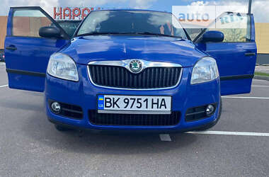 Универсал Skoda Fabia 2009 в Ровно