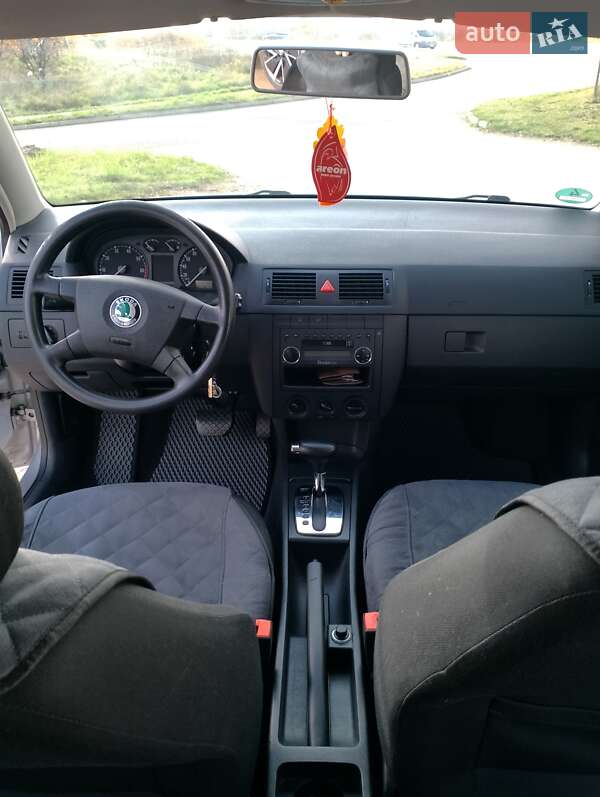 Универсал Skoda Fabia 2002 в Ужгороде