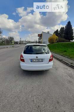 Універсал Skoda Fabia 2010 в Львові