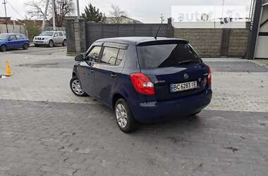 Хэтчбек Skoda Fabia 2014 в Ужгороде