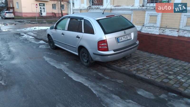 Універсал Skoda Fabia 2001 в Ніжині