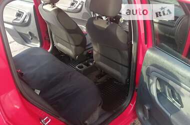 Хэтчбек Skoda Fabia 2012 в 