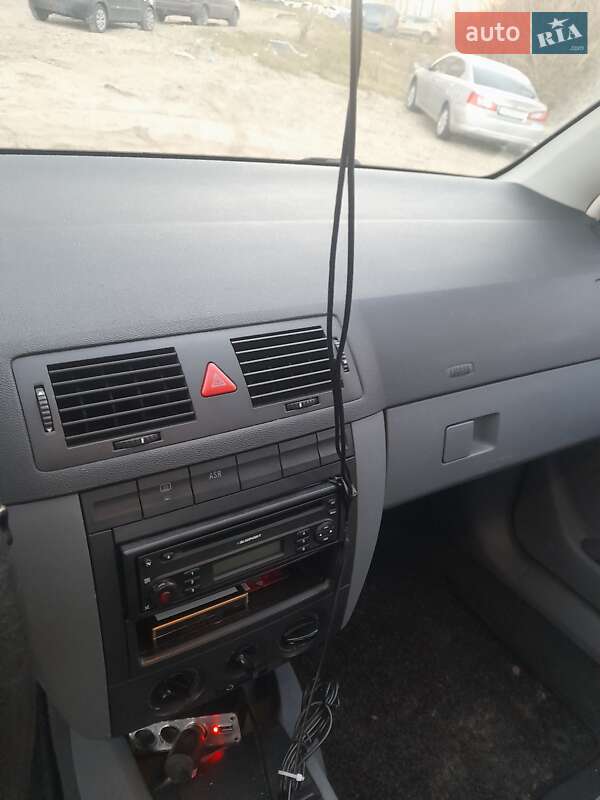 Седан Skoda Fabia 2001 в Киеве фото 6 Седан Skoda Fabia 2001 в Киеве