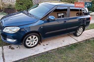 Skoda Fabia 2011 Skoda Fabia 2011