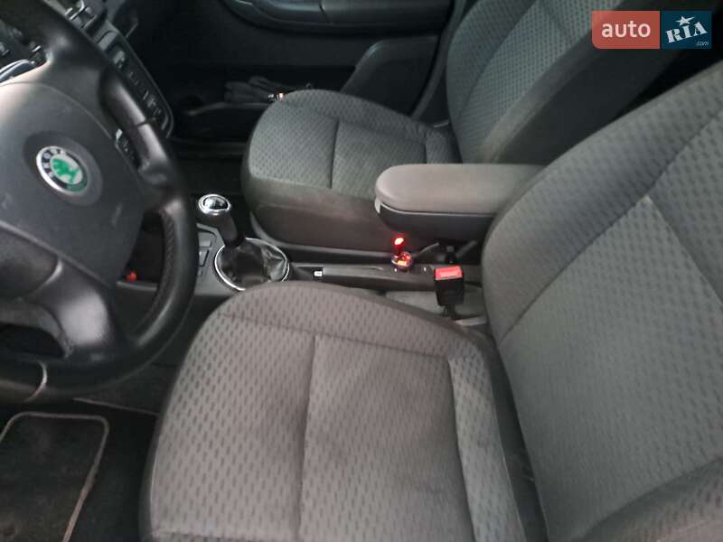Универсал Skoda Fabia 2009 в Львове