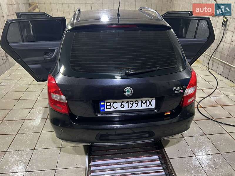 Универсал Skoda Fabia 2009 в Львове
