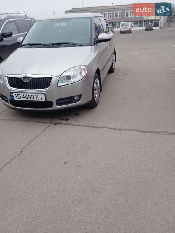 Хэтчбек Skoda Fabia 2007 в Тульчине