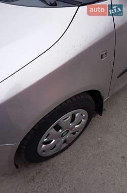Хэтчбек Skoda Fabia 2007 в 