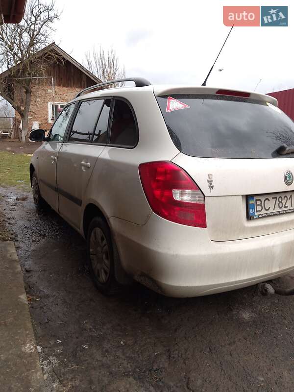 Універсал Skoda Fabia 2011 в Буську фото 4 Універсал Skoda Fabia 2011 в Буську