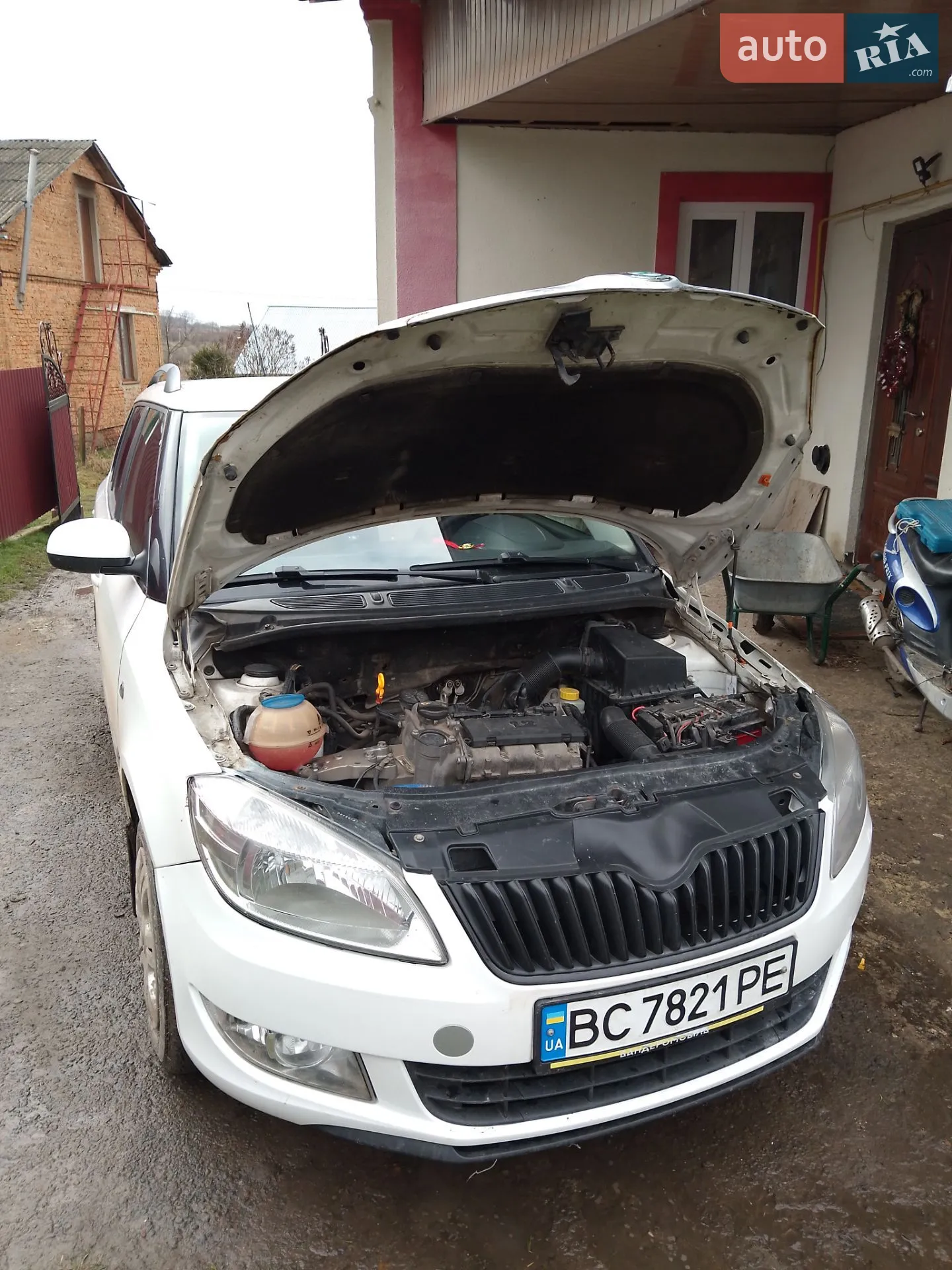 2011 Skoda Fabia - мініатюра 12