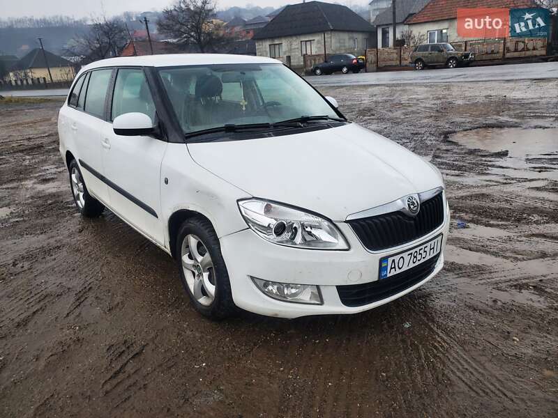 Універсал Skoda Fabia 2010 в Іршаві