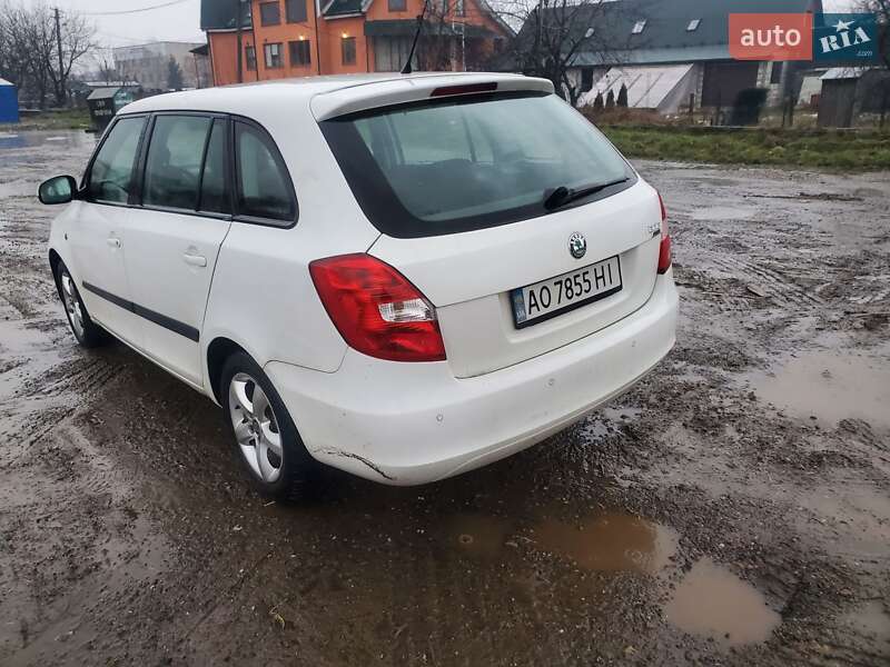Універсал Skoda Fabia 2010 в Іршаві