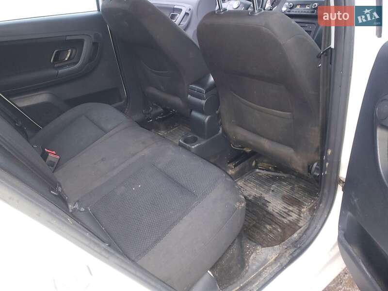 Універсал Skoda Fabia 2010 в Іршаві