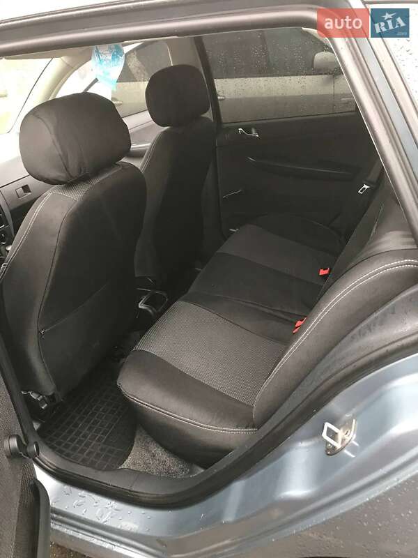 Универсал Skoda Fabia 2004 в Виннице