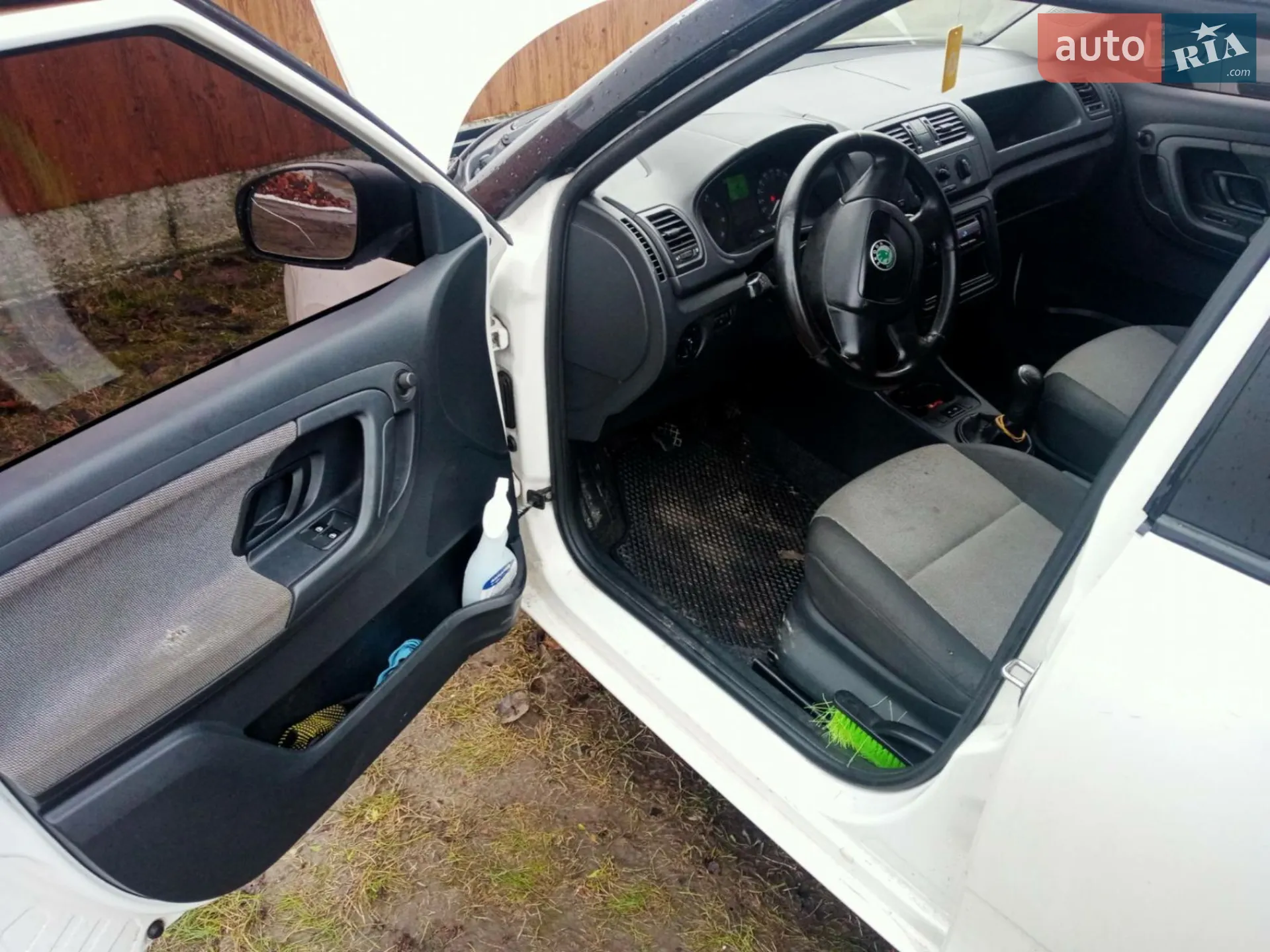 2012 Skoda Fabia - мініатюра 6