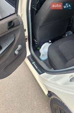Универсал Skoda Fabia 2003 в 