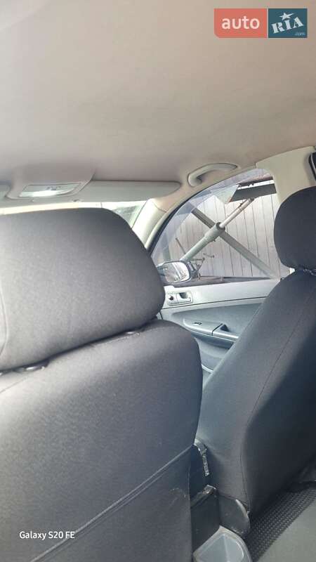 Універсал Skoda Fabia 2003 в Вінниці