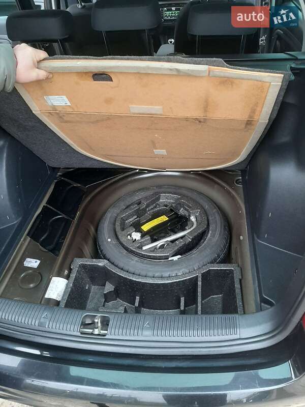 Універсал Skoda Fabia 2011 в Копичинці