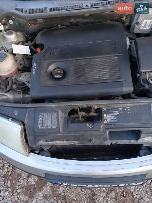 Седан Skoda Fabia 2003 в Коростені