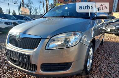 Универсал Skoda Fabia 2008 в Сумах