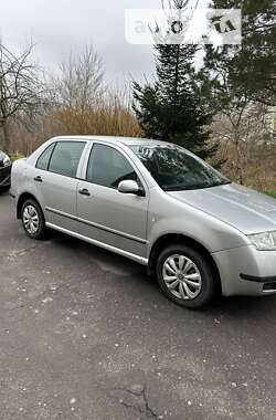 Седан Skoda Fabia 2004 в Червонограде