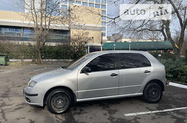 Хэтчбек Skoda Fabia 2007 в Днепре