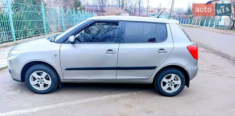Хэтчбек Skoda Fabia 2007 в Одессе