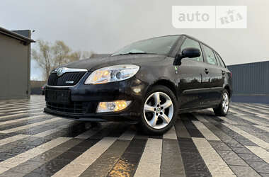 Универсал Skoda Fabia 2011 в Городке