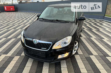 Универсал Skoda Fabia 2011 в Городке