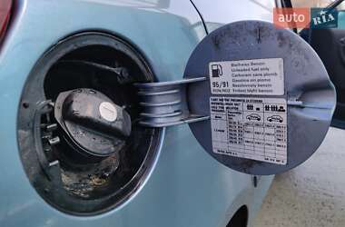 Хэтчбек Skoda Fabia 2009 в 