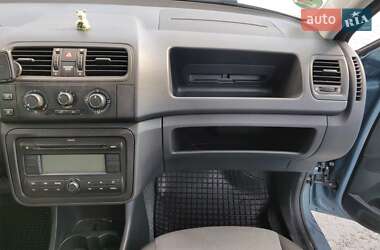 Хэтчбек Skoda Fabia 2009 в 